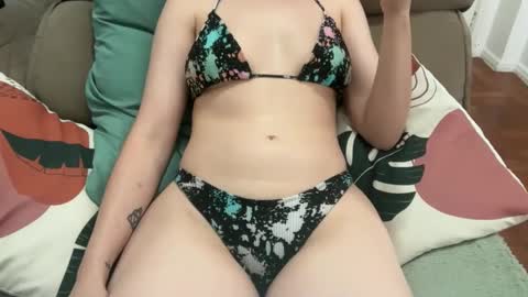 The real sugar baby   Suzy Summer   online show from 17, 12, 2025