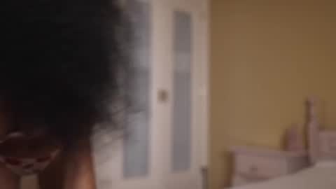 suzysuza online show from 1, 12, 2025