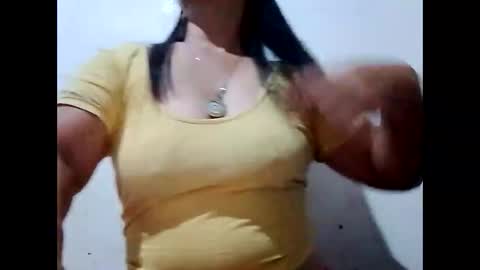 suzzie_hot online show from 27, 1, 2025