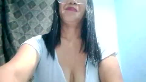 suzzie_hot online show from 30, 9, 2025