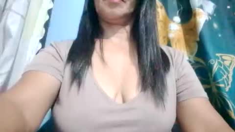 suzzie_hot online show from 18, 2, 2026