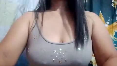 suzzie_hot online show from 25, 2, 2026