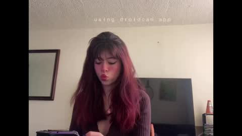 Snapshot of suzzym chatting on 7, 6, 2026 suzzyM online show from 7, 6, 2026