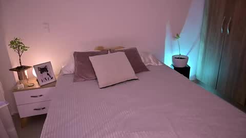 Snapshot of sw_sofi chatting on 21, 9, 2025 Sofis schedule 10pm until 4am GMT-5 online show from 21, 9, 2025