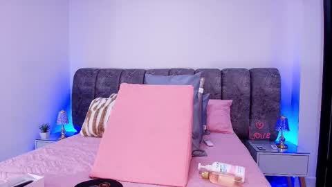 Debora  online show from 14, 11, 2025