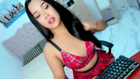 sweet18_jasmine online show from 12, 11, 2025