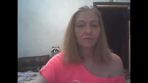 sweet4blonde67 online show from 9, 6, 2026