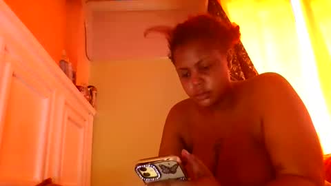 sweet52537 online show from 11, 2, 2026