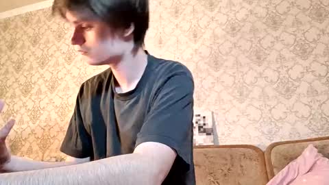 Sweet boy online show from 18, 9, 2025