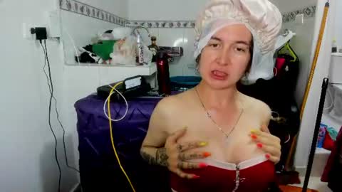 sweet__suck69bitch online show from 17, 7, 2026