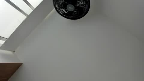 Snapshot of sweet__vanessa1 chatting on 28, 6, 2026 Vanessa online show from 28, 6, 2026