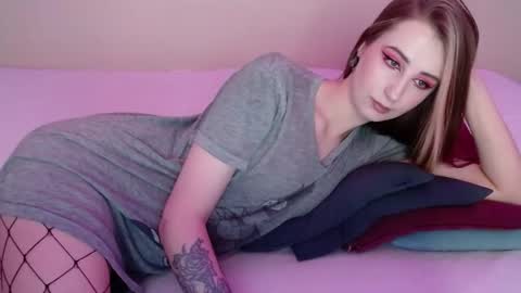 Snapshot of sweet_alica15 chatting on 17, 6, 2026 Alice online show from 17, 6, 2026