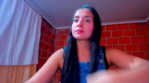 sweet and hot alaia online show from 14, 10, 2025