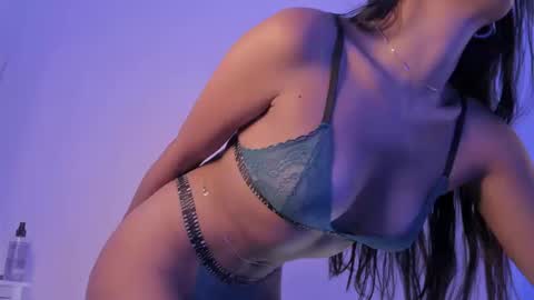 Snapshot of sweet_and_wild05 chatting on 23, 9, 2025 Julieta online show from 23, 9, 2025