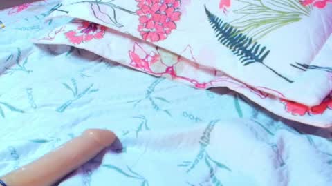 April sweet online show from 18, 5, 2026