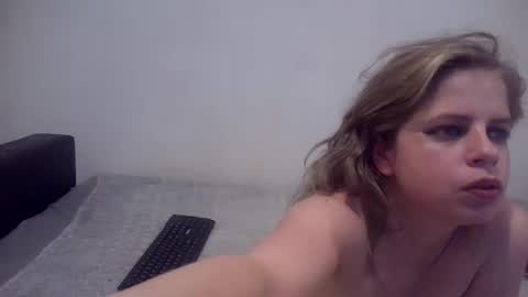 Sweet bluegirl online show from 4, 1, 2025