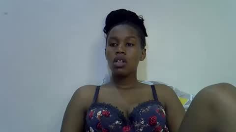 Snapshot of sweet_brown9 chatting on 30, 9, 2025 sweet_brown9 online show from 30, 9, 2025