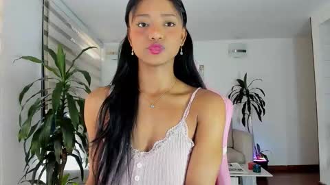 sweet_brunette88 online show from 18, 2, 2026