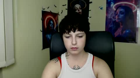 Snapshot of sweet_cherryg chatting on 25, 6, 2026 Ivy online show from 25, 6, 2026
