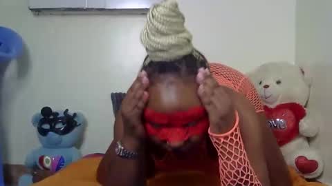 Snapshot of sweet_cindy5 chatting on 24, 11, 2025 sweet_cindy5 online show from 24, 11, 2025