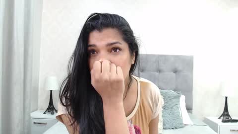 Snapshot of sweet_dreamses chatting on 12, 1, 2025 Kendra online show from 12, 1, 2025