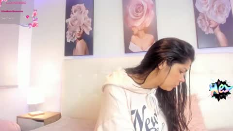 Snapshot of sweet_dreamses chatting on 3, 2, 2025 Kendra online show from 3, 2, 2025