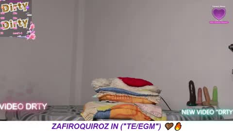 ZAFIRO QUIROZ online show from 5, 4, 2026