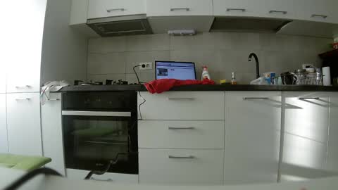           online show from 24, 2, 2025