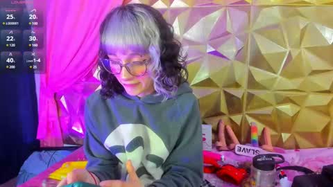  emmili  online show from 7, 3, 2025