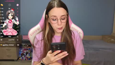 Alice online show from 25, 12, 2024