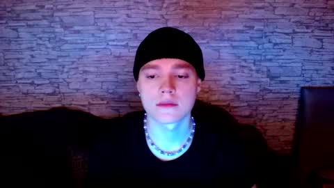 Snapshot of sweet_guys_ chatting on 21, 11, 2025 Jack online show from 21, 11, 2025