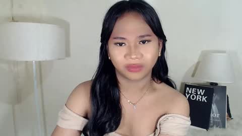 Snapshot of sweet_hoelly chatting on 8, 3, 2025 Slutty Shannel online show from 8, 3, 2025