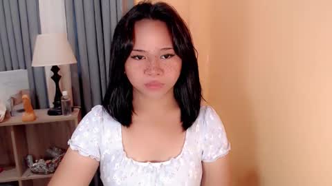 Snapshot of sweet_hoelly chatting on 9, 9, 2025 Slutty Shannel online show from 9, 9, 2025