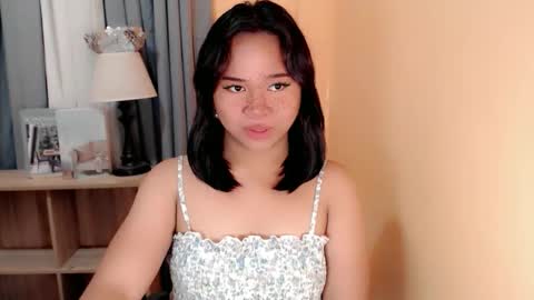 Snapshot of sweet_hoelly chatting on 26, 10, 2025 Slutty Shannel online show from 26, 10, 2025