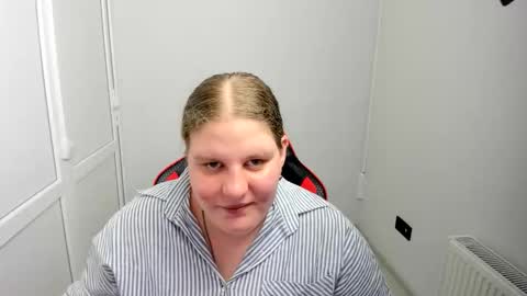 Snapshot of sweet_karla_la chatting on 16, 5, 2026 Karla online show from 16, 5, 2026