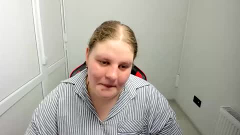 Snapshot of sweet_karla_la chatting on 20, 5, 2026 Karla online show from 20, 5, 2026