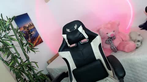 sweet_lady14 online show from 11, 3, 2025