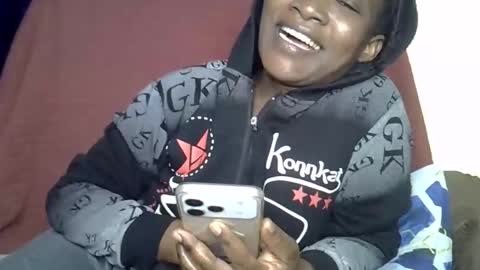 sweet_lessly online show from 12, 2, 2026