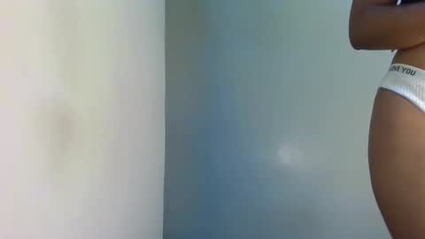 Snapshot of sweet_likey chatting on 4, 6, 2026 sweet likey online show from 4, 6, 2026