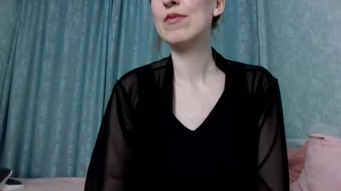 sweet_lilbunny online show from 31, 3, 2026