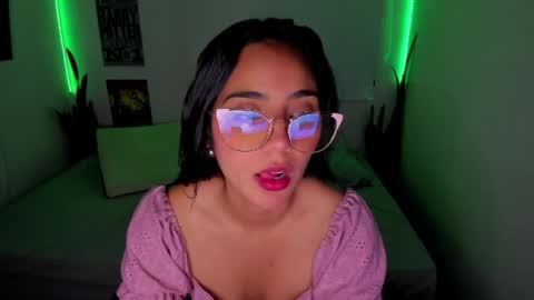 Snapshot of sweet_lina1 chatting on 5, 5, 2026 Lina online show from 5, 5, 2026