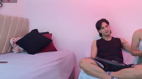 Mia online show from 11, 5, 2026