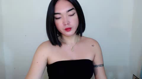 sweet_marie21 online show from 24, 11, 2025