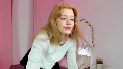 Melissa. Join me on Fansly link in social medias online show from 29, 3, 2026