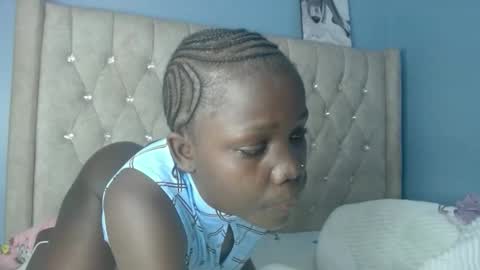 sweet_melodiyy online show from 3, 11, 2025