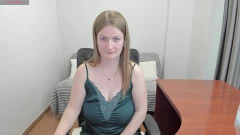 Mila online show from 16, 4, 2026