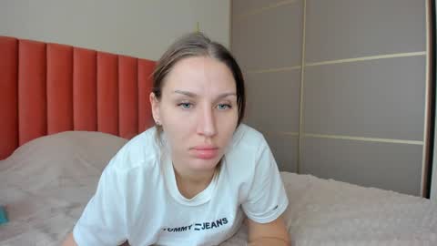 Snapshot of sweet_miss381 chatting on 17, 2, 2025 Sofi online show from 17, 2, 2025
