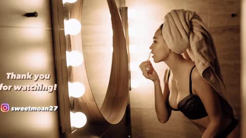 Snapshot of sweet_moan chatting on 5, 1, 2026 Dana online show from 5, 1, 2026