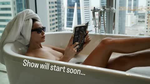 Snapshot of sweet_moan chatting on 30, 4, 2026 Dana online show from 30, 4, 2026