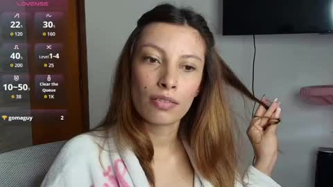 sweet_moon_v_ online show from 17, 4, 2026